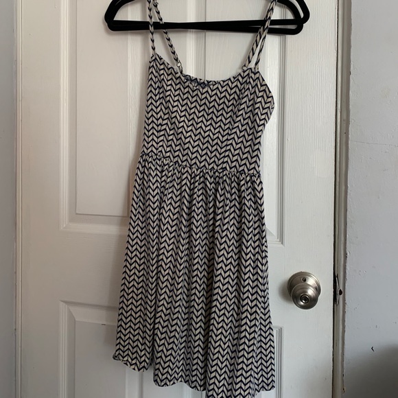 Summer Dress - Picture 2 of 3